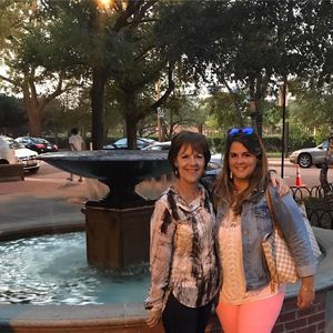 Meet your Posher, Kelly